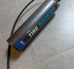 Schwalbe Tire Booster