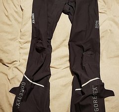 Gore Bike Wear Active Regenhose Gr. S