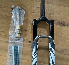 RockShox Zeb Ultimate 29" Charger 3 mit Buttercups 160mmm