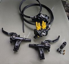 Shigura Set Shimano XT Bremsgriffe + Magura MT5 Sättel
