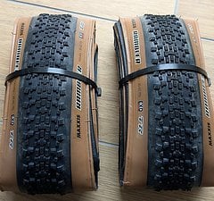 Maxxis Rambler 28" / 700 x 45C Dual EXO Tanwall Gravel Reifen (2 Stück)