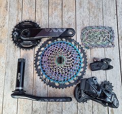 SRAM XX1 eagle AXS rainbow 10-52t komplette Grüppe mit Quarq Powermeter!