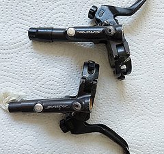 Shimano Saint Bremshebel, defekt, links + rechts