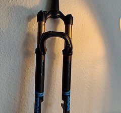 Fox Racing Shox 32 Float SC FIT4 Factory, Boost, Kashima 29 inkl. Lenkerbed.+ Kabolt