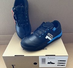 1 F1 schwarz cyan blau Schuhe MTB-Schuhe