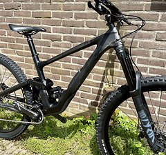 Specialized Enduro Comp, S3, Charcoal, 29-er, 170 mm