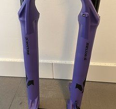 Formula Selva S 160mm 27,5“ ultraviolet Boost 15x110mm