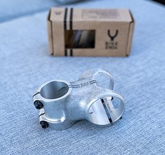 Bikeyoke Barkeeper / Vorbau / 45mm / Ø35mm / Grau Silber Raw