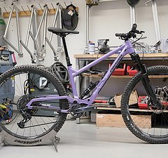 Crossworx Bikes LITE290 – Vorführrad / Testbike – Größe L – Violet