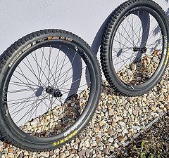 DT Swiss XMC 1200 Carbon Laufradsatz 27.5“ Boost CL 30mm innen