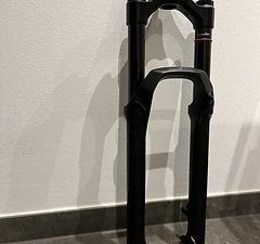 RockShox Lyrik Ultimate 29" Charger 3 RC2 150 mm DebonAir+