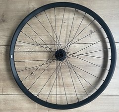 Specialized 29" Vorderrad 110x15mm - 30mm Innenweite