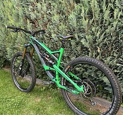 YT Industries Capra 27 CF