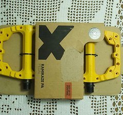 Sixpack Kamikaze PA Pedale - neu, unbenutzt und in OVP yellow