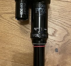 Fox DPX2 210x52,5 Levo SL