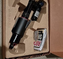 RockShox Vivid Ultimate RC2T Dämpfer - 250x70 mm