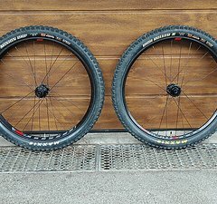 Mondraker Black Jack MDK HP-1 Enduro Laufradsatz 27.5" + incl Maxxis Reifen