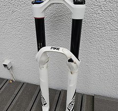 RockShox Pike Dual Position Air RCT 3 Charger