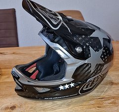 Troy Lee Designs D3 Carbon XL