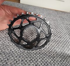 Absolute Black Oval 30 Zähne 3mm Offset Sram direct mount boost