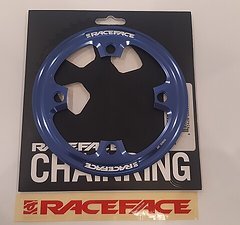 Race Face Bashring Fat Tab 36T blau 4Bolt BCD104