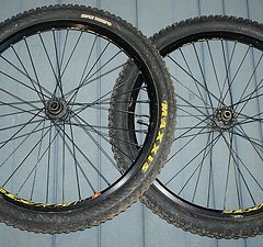 Mavic Deetraks DT Swiss Hügi FR Naben 26" Laufradsatz 20x110 / 12x135mm DH