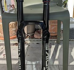 RockShox Lyrik Ultimate Charger 3 RC2 29", 160mm, 44mm Offset