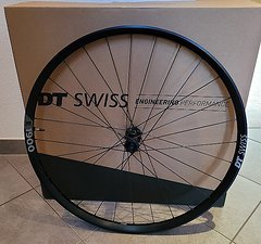 DT Swiss Vorderrad E1900 Spline 29" 30mm CL 15x110 Boost