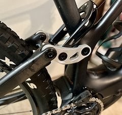 Cascade Components Link Specialized Levo SL 2020-2023