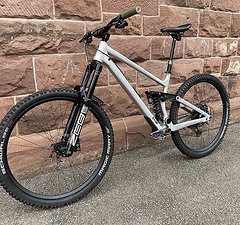 Raaw Madonna V2.2 Gr. L Frame Kit