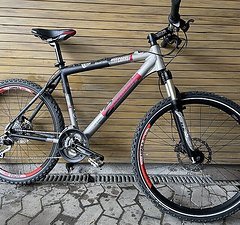 Hot Carrot Zdanger 3D Shape Mountainbike SRAM Shimnao Magura