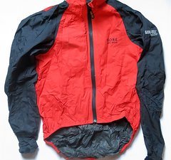 Gore Bike Wear Paclite Regenjacke | superleicht | bessonders schönes rot