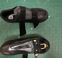 Shimano RP1 einfacher Rennradschuh Klettverschluss Gr. 44