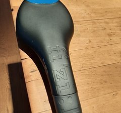 Fizik TUNDRA 2 Maganese-Sattel