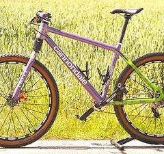 Cannondale F700