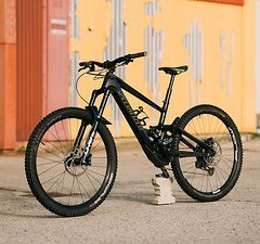 Specialized Kenevo SL Comp S3/M + Range Extender + neue Reifen