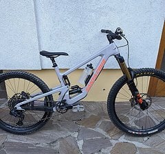 Santa Cruz Bicycles Nomad 6