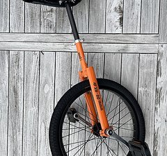 Qu-Ax Luxus 406 (20")
