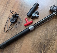 RockShox Reverb AXS 31,6 170mm Komplett