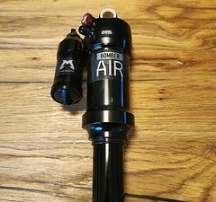 Marzocchi Neuer Bomber Air Evol LV, Sweep-Adjust 210x55