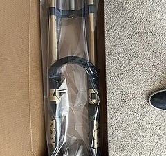 Fox Racing Shox Float 40 GRIP X2 FS, 203, 20×110, 52, 2025