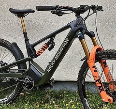 Rocky Mountain Altitude Powerplay C90 Rally Edition Gr. M UVP 12.500 €