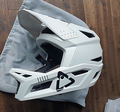 Leatt Gravity 4.0 DBX DH Helm neu XL 61-62cm neuwertig Troy Lee D4 D3 Ixs