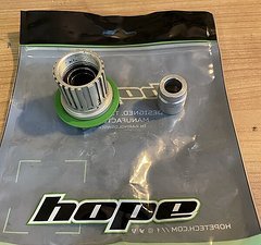 Hope Microspline (12fach Shimano) Freilauf + Endkappe 1 für Pro4