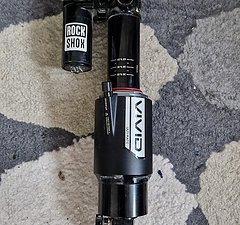 RockShox Vivid Air Ultimate 225x75 Trunnion