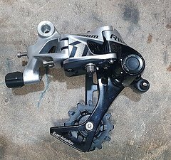 SRAM Schaltwerk Rival 1 Type 2.1, 1x11, langer Käfig 75 mm, silber