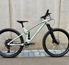 YT Industries IZZO Ghostship green Gr.L