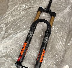 Fox Racing Shox 38 grip2