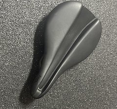 Fabric Line-S Pro carbon sattel