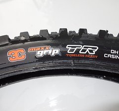 Maxxis Shorty 27,5x2,5,DH-Casing